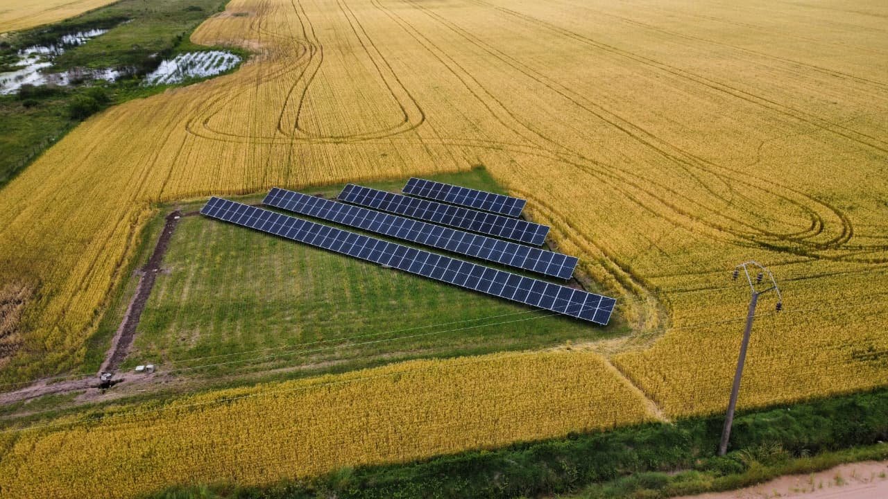 paneles-solares-acopiadora-buenos-aires.jpg
