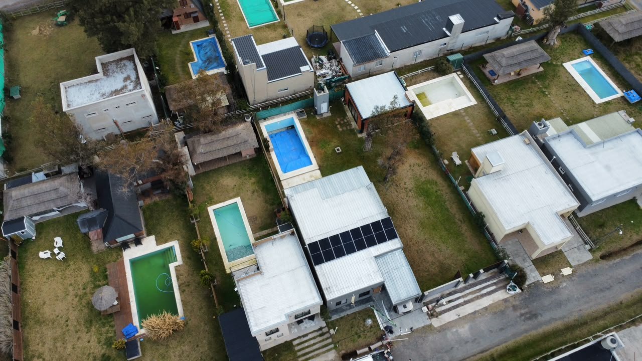 Autonomía Energética en General Rodríguez: Solución Off-Grid en Haras del Terrasur